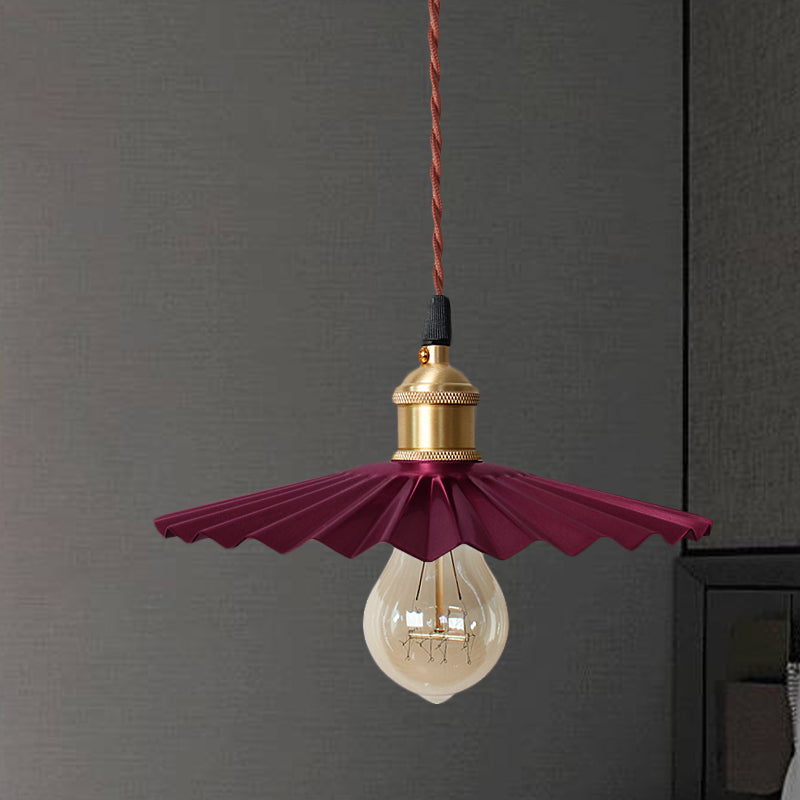 1 Head Scalloped Hanging Ceiling Light Modern Stylish Black/Red Metallic Pendant Light for Bedside Red Clearhalo 'Ceiling Lights' 'Modern Pendants' 'Modern' 'Pendant Lights' 'Pendants' Lighting' 770840