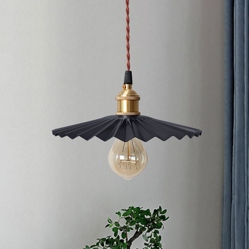 1 Head Scalloped Hanging Ceiling Light Modern Stylish Black/Red Metallic Pendant Light for Bedside Clearhalo 'Ceiling Lights' 'Modern Pendants' 'Modern' 'Pendant Lights' 'Pendants' Lighting' 770846