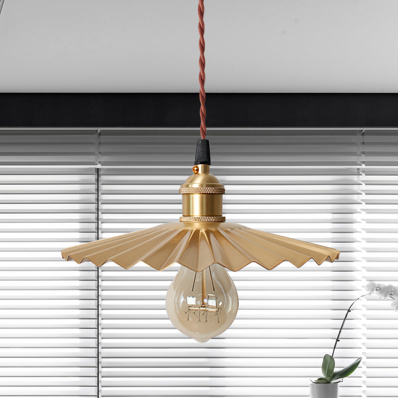 1 Head Scalloped Hanging Ceiling Light Modern Stylish Black/Red Metallic Pendant Light for Bedside Brass Clearhalo 'Ceiling Lights' 'Modern Pendants' 'Modern' 'Pendant Lights' 'Pendants' Lighting' 770848