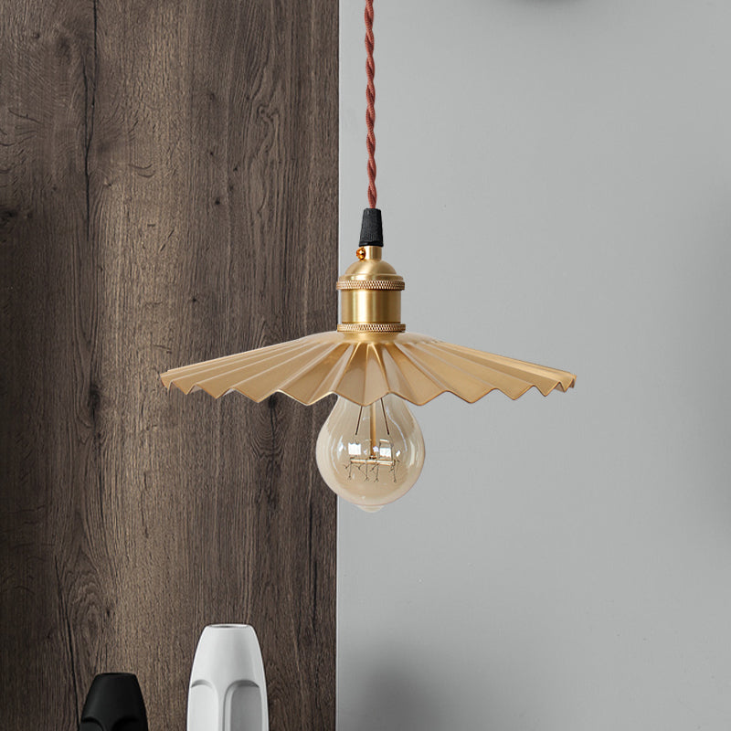 1 Head Scalloped Hanging Ceiling Light Modern Stylish Black/Red Metallic Pendant Light for Bedside Clearhalo 'Ceiling Lights' 'Modern Pendants' 'Modern' 'Pendant Lights' 'Pendants' Lighting' 770849