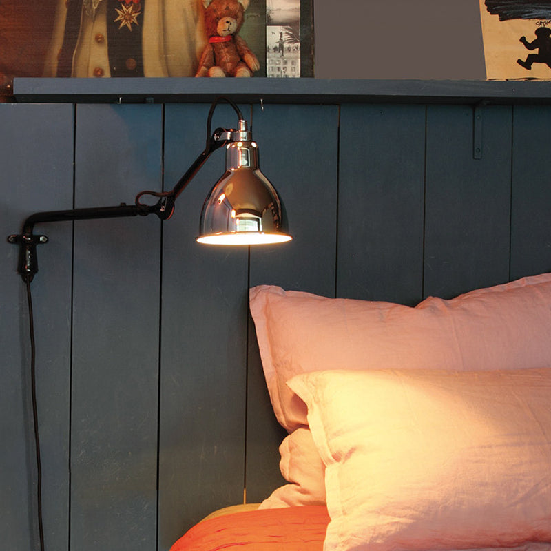 Metallic Bowl Shaped Wall Sconce Modernist Style 1 Light Black/White Sconce Lighting Fixture for Bedroom Chrome Clearhalo 'Cast Iron' 'Glass' 'Industrial' 'Modern wall lights' 'Modern' 'Tiffany' 'Traditional wall lights' 'Wall Lamps & Sconces' 'Wall Lights' Lighting' 772123