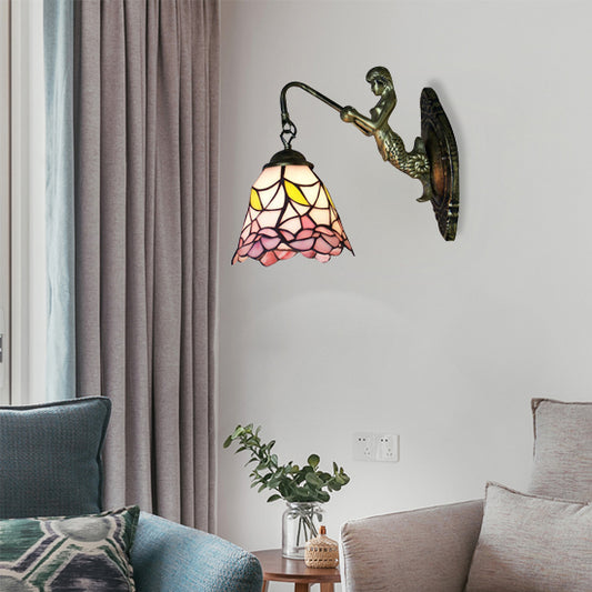 Flared Stained Glass Sconce Light Baroque 1 Head Black/Brass Wall Mounted Light Fixture Brass Clearhalo 'Industrial' 'Middle century wall lights' 'Tiffany wall lights' 'Tiffany' 'Wall Lamps & Sconces' 'Wall Lights' Lighting' 7759