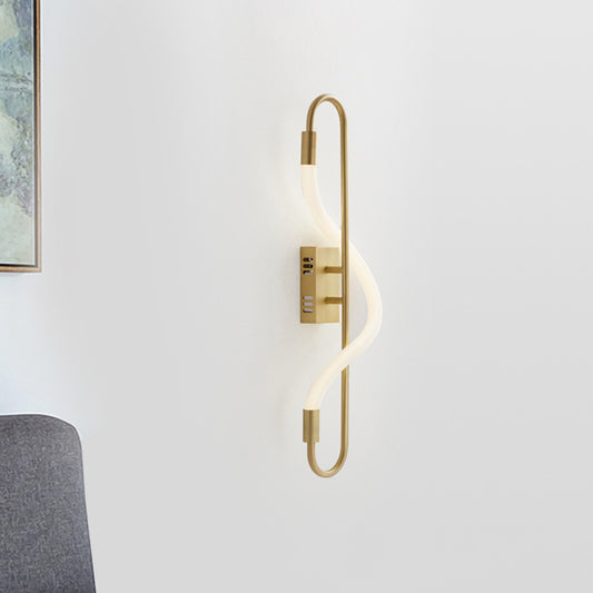 Simple LED Wall Lighting Ideas Gold Finish Oblong Wall Sconce with Tube Acrylic Shade Gold Clearhalo 'Cast Iron' 'Glass' 'Industrial' 'Modern wall lights' 'Modern' 'Tiffany' 'Traditional wall lights' 'Wall Lamps & Sconces' 'Wall Lights' Lighting' 785969