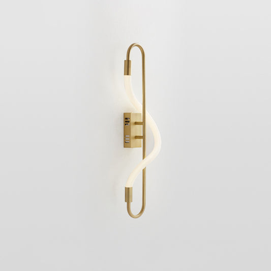 Simple LED Wall Lighting Ideas Gold Finish Oblong Wall Sconce with Tube Acrylic Shade Clearhalo 'Cast Iron' 'Glass' 'Industrial' 'Modern wall lights' 'Modern' 'Tiffany' 'Traditional wall lights' 'Wall Lamps & Sconces' 'Wall Lights' Lighting' 785971
