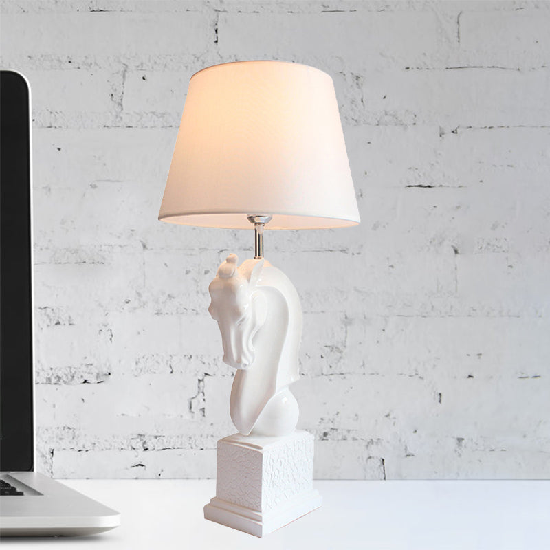 Resin Black/White Night Lamp Steed Head Single Bulb Rural Table Light with Cone Fabric Shade Clearhalo 'Lamps' 'Table Lamps' Lighting' 786066