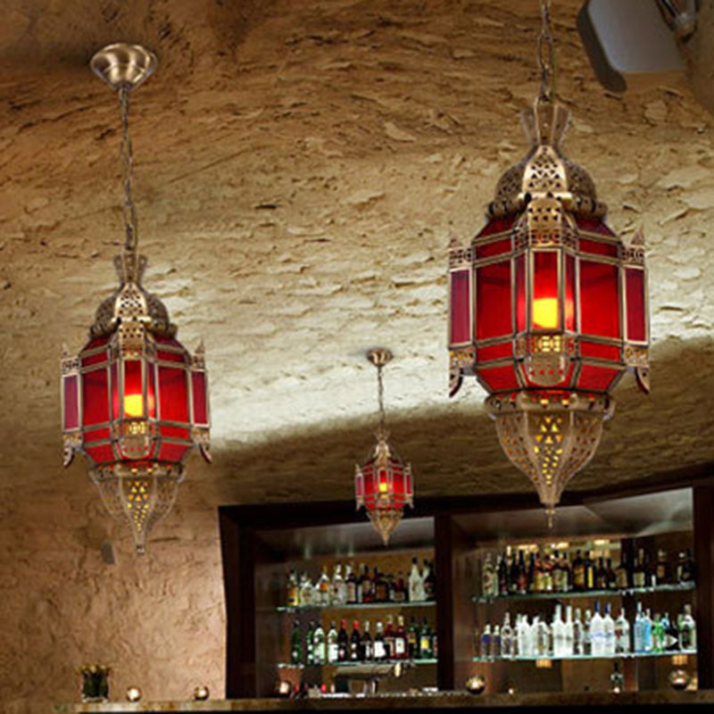 Lantern Restaurant Pendant Lighting Traditional Red Glass 3 Lights Brass Chandelier Light Fixture Clearhalo 'Ceiling Lights' 'Chandeliers' Lighting' options 809420
