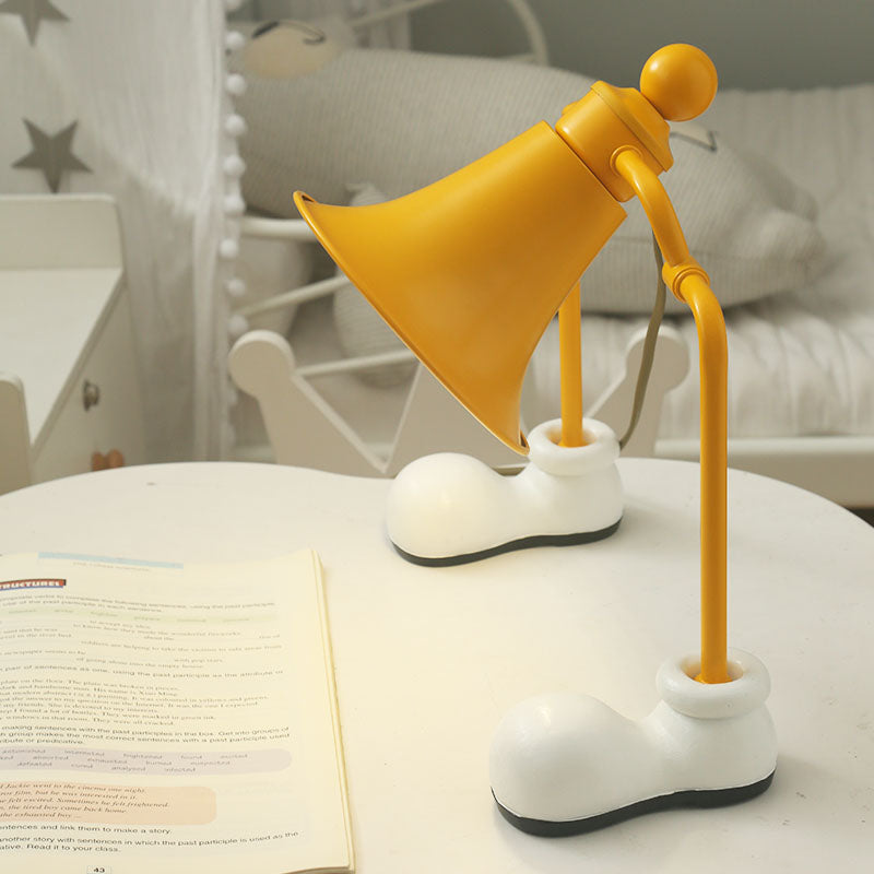 Trumpet Reading Book Light Kids Metal Single Bulb Yellow Study Lamp with Shoes Base Clearhalo 'Lamps' 'Table Lamps' Lighting' 810504