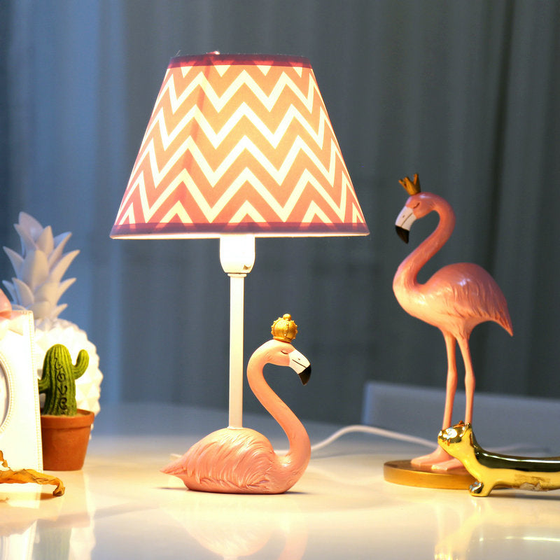 Flamingo Reading Light Cartoon Resin 1 Head Bedroom Nightstand Lamp in Pink, 7.5"/10" Height Clearhalo 'Lamps' 'Table Lamps' Lighting' 813484