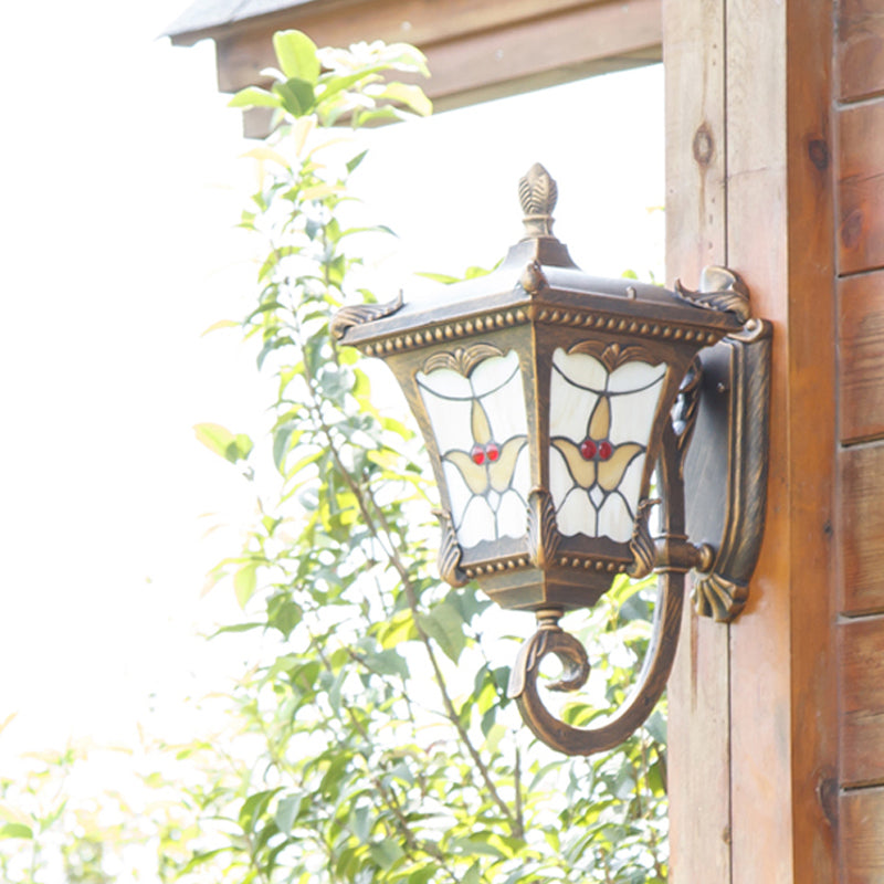 Bronze/Rust Red Scrolled Arm Wall Mounted Light Country Metal 1 Light Courtyard Wall Sconce Lighting with Flower Pattern Clearhalo 'Wall Lamps & Sconces' 'Wall Lights' Lighting' 814880