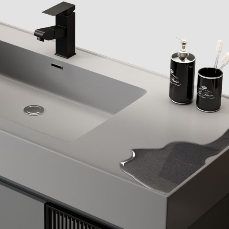 Wood Grey Wall-Mounted Modern Bathroom Vanity Set with Soft Close Door Clearhalo 'Bathroom Remodel & Bathroom Fixtures' 'Bathroom Vanities' 'bathroom_vanities' 'Home Improvement' 'home_improvement' 'home_improvement_bathroom_vanities' 8157274