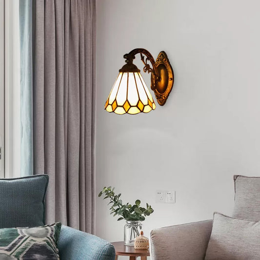 Conical Mini Wall Sconce with Scalloped Shade 1 Light Art Glass Tiffany Wall Lighting in Brass Beige Clearhalo 'Industrial' 'Middle century wall lights' 'Tiffany wall lights' 'Tiffany' 'Wall Lamps & Sconces' 'Wall Lights' Lighting' 86387