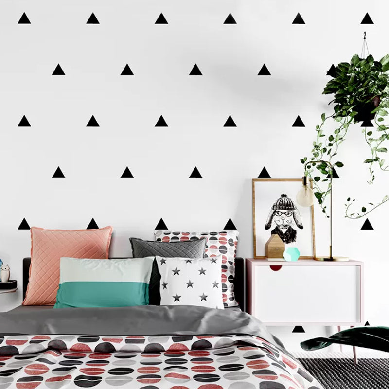 Scandinavian Black and White Wallpaper Modern Simple 33-foot x 20.5-inch Decorative Wall Covering Black-White Triangle Clearhalo 'Modern wall decor' 'Modern' 'Wallpaper' Wall Decor' 887696