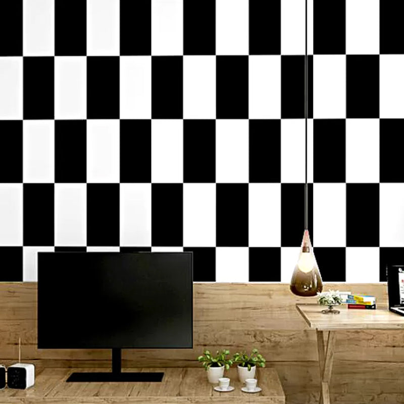 Circle and Square Wallpaper Black and White Wall Covering 20.5-inch x 33-foot Vinyl Water-Resistant Black-White Rectangle Clearhalo 'Modern wall decor' 'Modern' 'Wallpaper' Wall Decor' 887758
