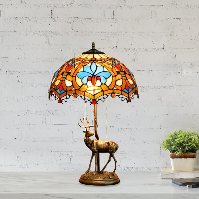 Wave-Edge Crisscross Shade Table Light 2-Head Yellow-White/Blue-Brown Tiffany Pull-Chain Night Lamp with Deer Base Clearhalo 'Lamps' 'Table Lamps' Lighting' 889500