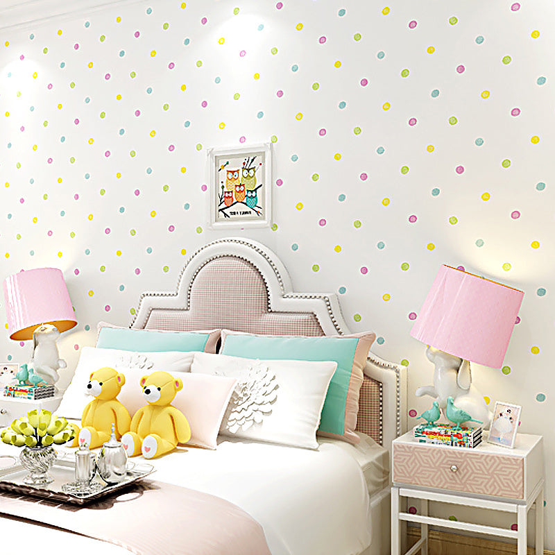 Beige Polka Dots Wallpaper for Kids' Bedroom 33' by 20.5" Non-Woven Moisture-Resistant Beige Clearhalo 'Modern wall decor' 'Modern' 'Wallpaper' Wall Decor' 893017