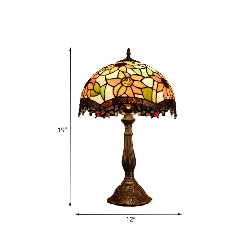 1-Light Scalloped Night Lamp Baroque Bronze Stained Art Glass Floral Patterned Nightstand Light for Bedroom Clearhalo 'Lamps' 'Table Lamps' Lighting' 894318