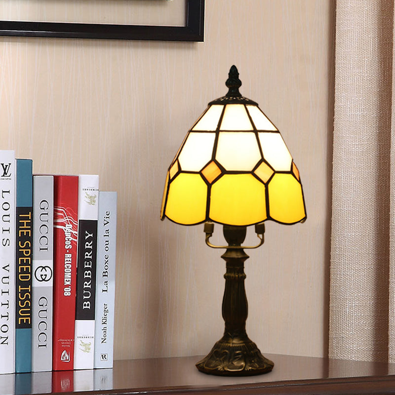 Dome Night Light Mission Stained Art Glass 1 Head Beige/Yellow/Orange Grid Patterned Nightstand Lighting for Bedroom Clearhalo 'Lamps' 'Table Lamps' Lighting' 894381