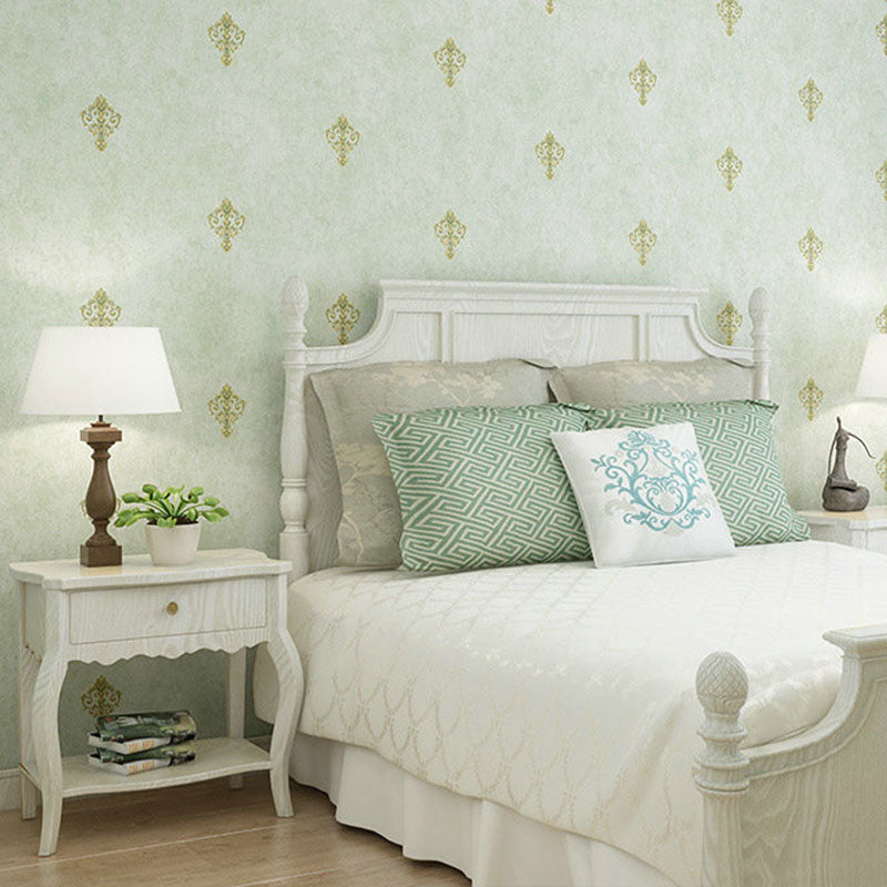 Living Room Wallpaper with Natural Color Floral Pattern, 33'L x 20.5"W, Non-Pasted Light Green Clearhalo 'Vintage wall decor' 'Vintage' 'Wallpaper' Wall Decor' 896979