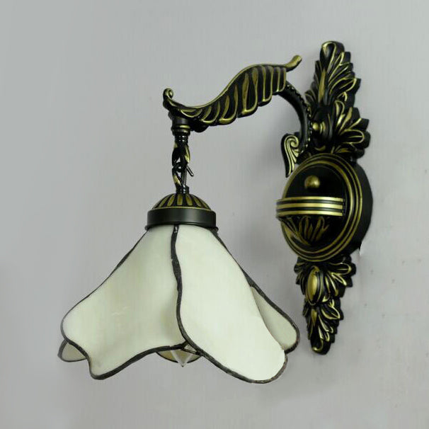 Clear/Pink/Light Blue/Dark Blue/Beige Petal Shade Wall Sconce Light Tiffany Style 1 Light Stained Glass Wall Lighting in Aged Brass Clearhalo 'Industrial' 'Middle century wall lights' 'Tiffany wall lights' 'Tiffany' 'Wall Lamps & Sconces' 'Wall Lights' Lighting' 89850