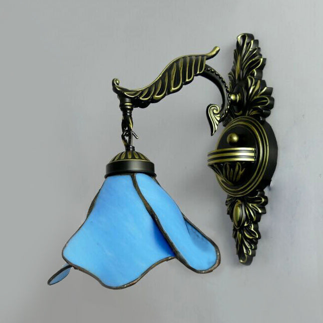 Clear/Pink/Light Blue/Dark Blue/Beige Petal Shade Wall Sconce Light Tiffany Style 1 Light Stained Glass Wall Lighting in Aged Brass Clearhalo 'Industrial' 'Middle century wall lights' 'Tiffany wall lights' 'Tiffany' 'Wall Lamps & Sconces' 'Wall Lights' Lighting' 89859