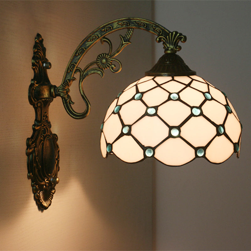 Bead Net Wall Light Fixture Single Bulb Blue/Gold Hand-Crafted Glass Baroque Wall Mount Lamp Clearhalo 'Art deco wall lights' 'Cast Iron' 'Glass' 'Industrial' 'Middle century wall lights' 'Modern' 'Tiffany wall lights' 'Tiffany' 'Traditional wall lights' 'Wall Lamps & Sconces' 'Wall Lights' Lighting' 916560