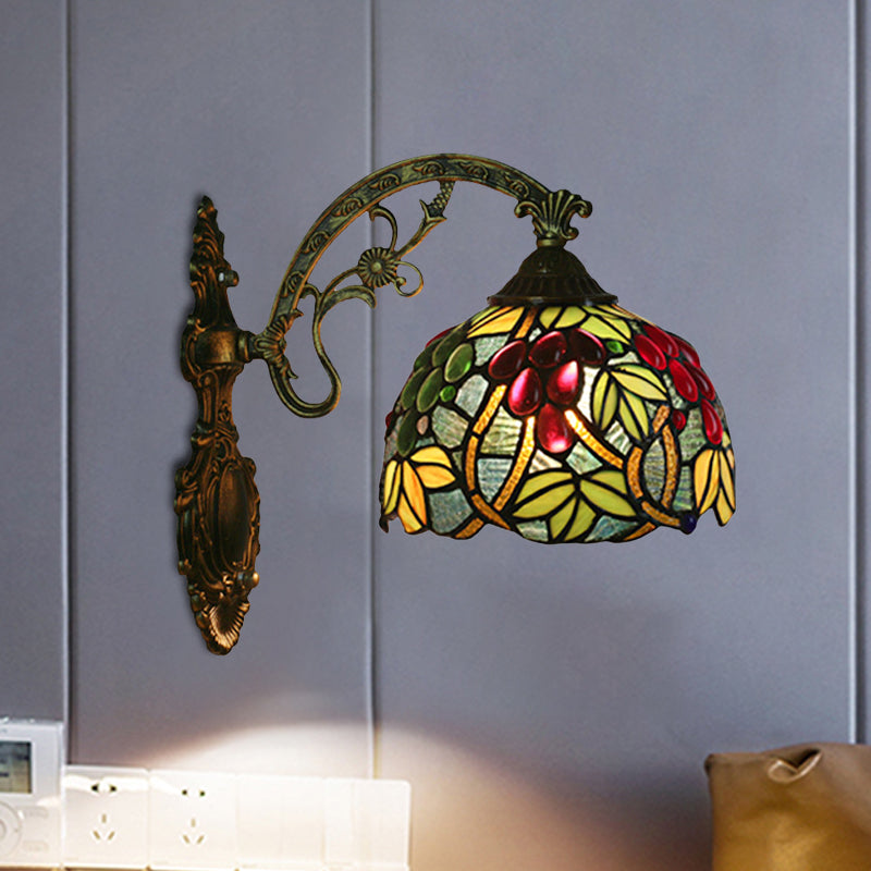 Tiffany-Style Grape Wall Light Sconce 1 Head Handcrafted Stained Glass Wall Mounted Lighting in Red/Green Clearhalo 'Art deco wall lights' 'Cast Iron' 'Glass' 'Industrial' 'Middle century wall lights' 'Modern' 'Tiffany wall lights' 'Tiffany' 'Traditional wall lights' 'Wall Lamps & Sconces' 'Wall Lights' Lighting' 916627