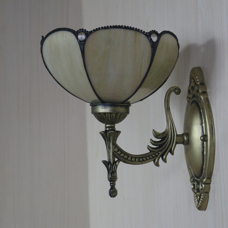 Flower/Bowl Wall Mount Light Fixture Tiffany Beige/Yellow Glass 1-Bulb Bronze Finish Wall Sconce Light Clearhalo 'Art deco wall lights' 'Cast Iron' 'Glass' 'Industrial' 'Middle century wall lights' 'Modern' 'Tiffany wall lights' 'Tiffany' 'Traditional wall lights' 'Wall Lamps & Sconces' 'Wall Lights' Lighting' 916656