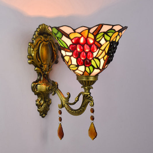 Single-Bulb Wall Sconce Tiffany Flared Stained Glass Wall Mount Light with Grapes Pattern in Brass Clearhalo 'Art deco wall lights' 'Cast Iron' 'Glass' 'Industrial' 'Middle century wall lights' 'Modern' 'Tiffany wall lights' 'Tiffany' 'Traditional wall lights' 'Wall Lamps & Sconces' 'Wall Lights' Lighting' 916736