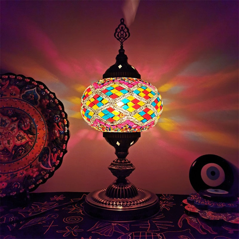 Art Deco Incense Burner Desk Light 1-Bulb Handcrafted Stained Glass Table Lamp in White/Beige/Yellow Clearhalo 'Lamps' 'Table Lamps' Lighting' 920740