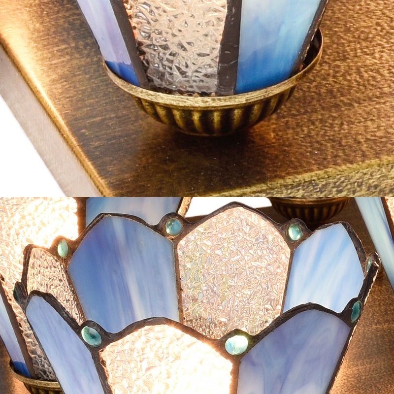 9 Heads Flushmount Light Retro Style Stained Glass Flushmount Ceiling Light in Blue for Dining Room Clearhalo 'Ceiling Lights' 'Close To Ceiling Lights' 'Close to ceiling' 'Glass shade' 'Glass' 'Semi-flushmount' 'Tiffany close to ceiling' 'Tiffany' Lighting' 92785