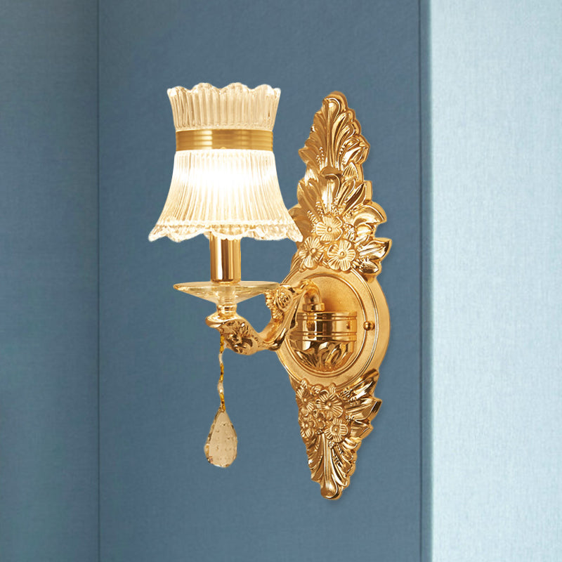 1 Bulb Flower/Sector Wall Mounted Lamp Traditional Clear Ribbed Glass Sconce Light with Gold Carved Arm Gold Sector Clearhalo 'Wall Lamps & Sconces' 'Wall Lights' Lighting' 966032