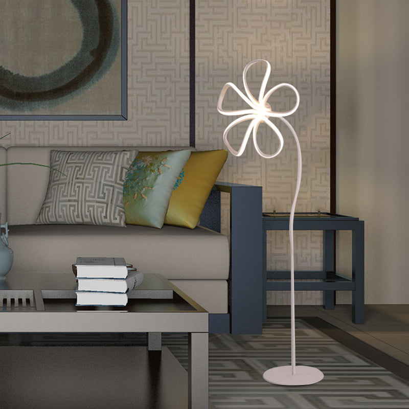 Acrylic Bloom Standing Lamp Contemporary Black/White LED Floor Reading Light for Study Room Clearhalo 'Floor Lamps' 'Lamps' Lighting' 979985