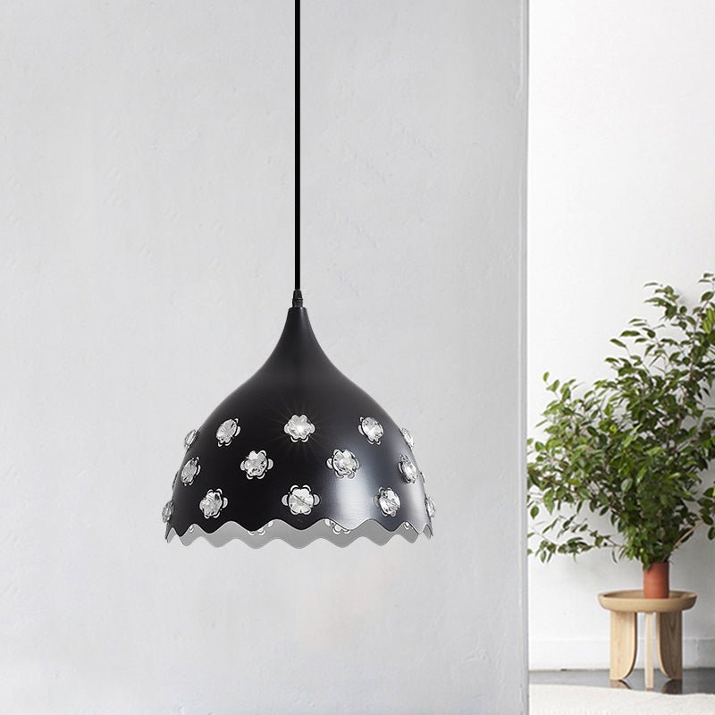 1 Bulb Dining Room Down Lighting Modern Black Finish Hanging Ceiling Lamp with Onion Metal Shade Clearhalo 'Ceiling Lights' 'Modern Pendants' 'Modern' 'Pendant Lights' 'Pendants' Lighting' 982736