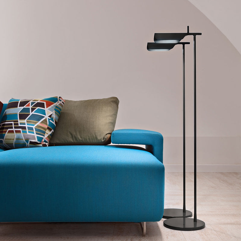 Minimalist Right Angle Floor Lighting Metallic LED Bedroom Standing Floor Lamp in White/Black Clearhalo 'Floor Lamps' 'Lamps' Lighting' 983400