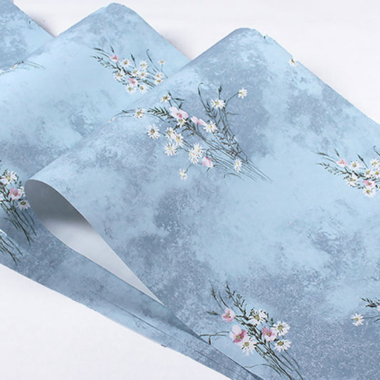 Pastel Blue Floral Design Wallpaper Roll Stain-Resistant Wall Covering for Guest Room Decoration Clearhalo 'Country wall decor' 'Rustic' 'Wallpaper' Wall Decor' 984840
