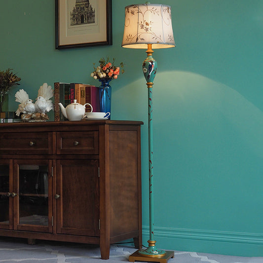 Green Patterned Vase Stand Up Lamp Traditional 1-Light Wood Standing Floor Light with Bell Fabric Shade Green Clearhalo 'Floor Lamps' 'Lamps' Lighting' 987651