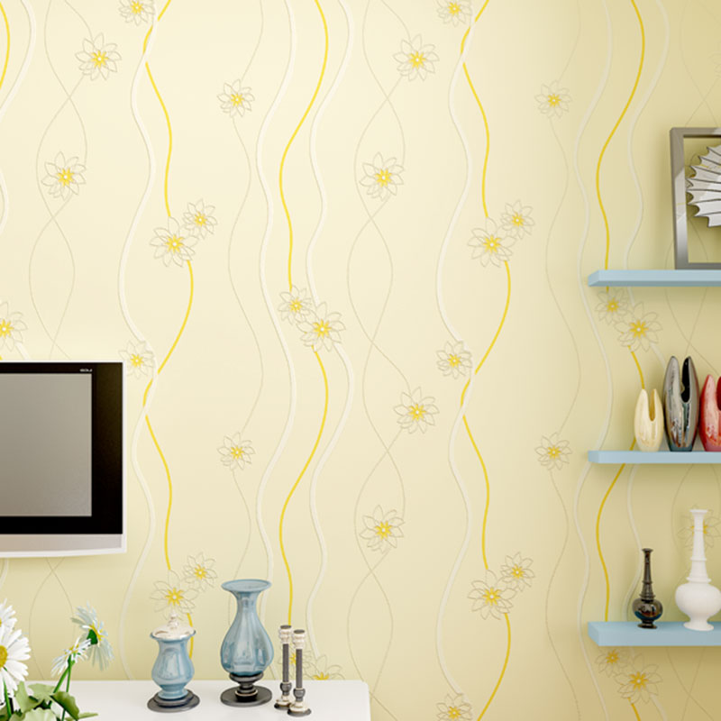 Contemporary Floral Design Wall Decor in Natural Color Girl's Bedroom Wallpaper Roll, 33'L x 20.5"W Yellow Clearhalo 'Country wall decor' 'Rustic' 'Wallpaper' Wall Decor' 991810