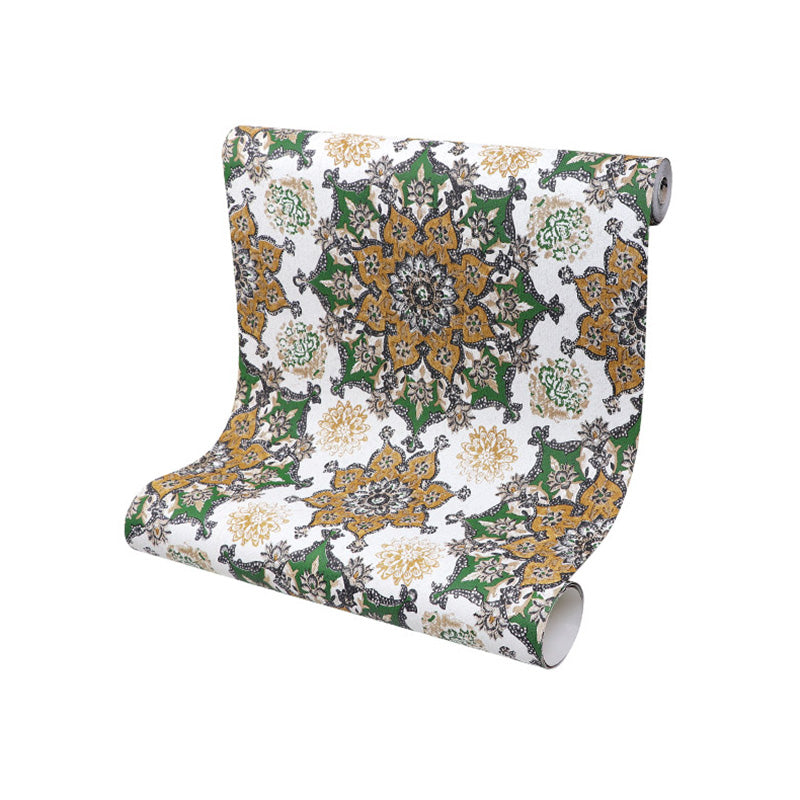 Stain-Resistant Blossoms Wallpaper Non-Woven Material Traditional Wall Covering for Dining Room Clearhalo 'Wall Decor' 'Wallpaper' 991933